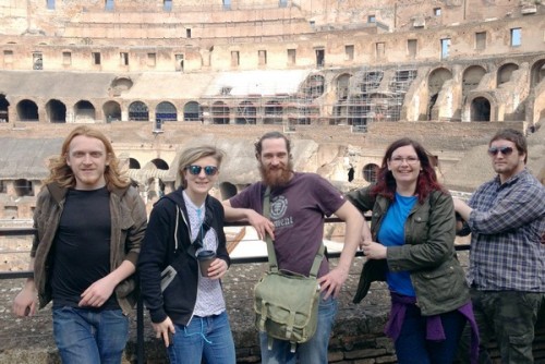HE Students at the Colosseum