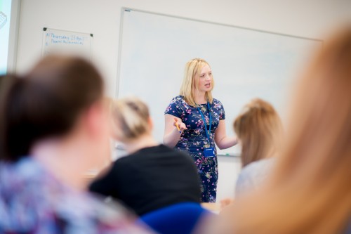 Develop your skills in particular aspects of everyday practice, including opportunities to engage with professionals working in different fields of Psychology.